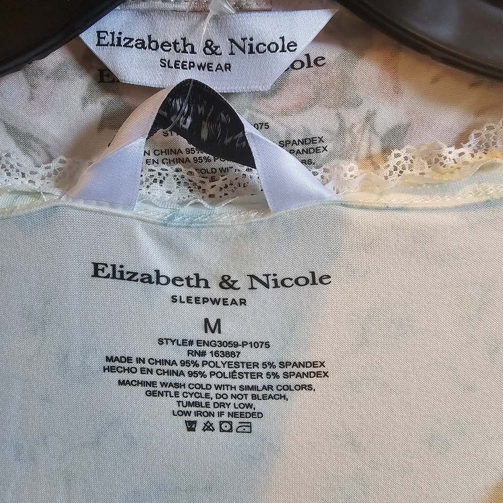 NWT Elizabeth & Nicole Sleepwear 2-Pack Nightgowns Gowns Women's Medium Floral - Picture 3 of 6